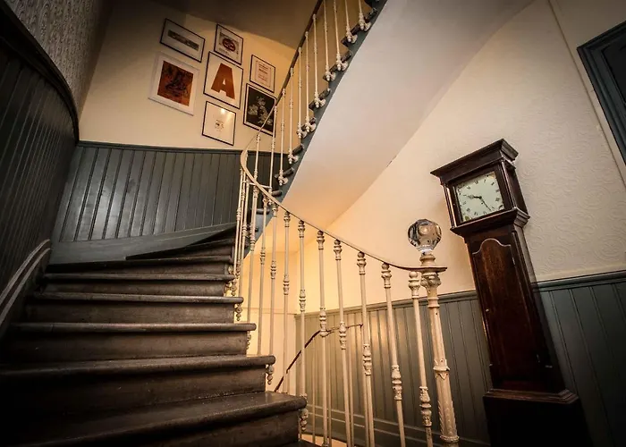 Townhouse فندق مبيت وإفطار