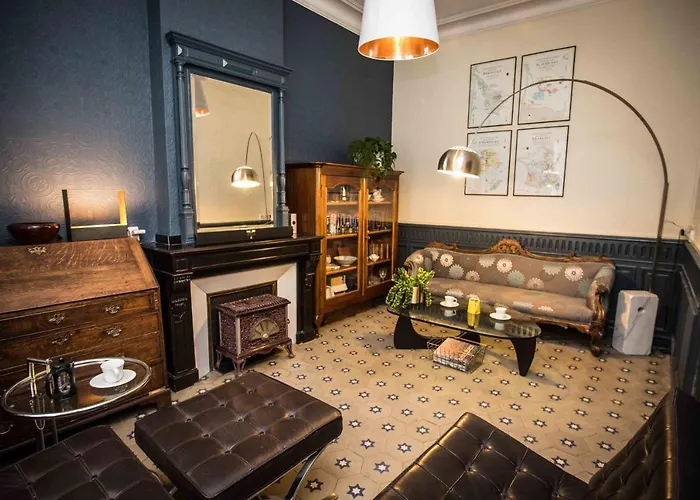 Townhouse قرقشونه